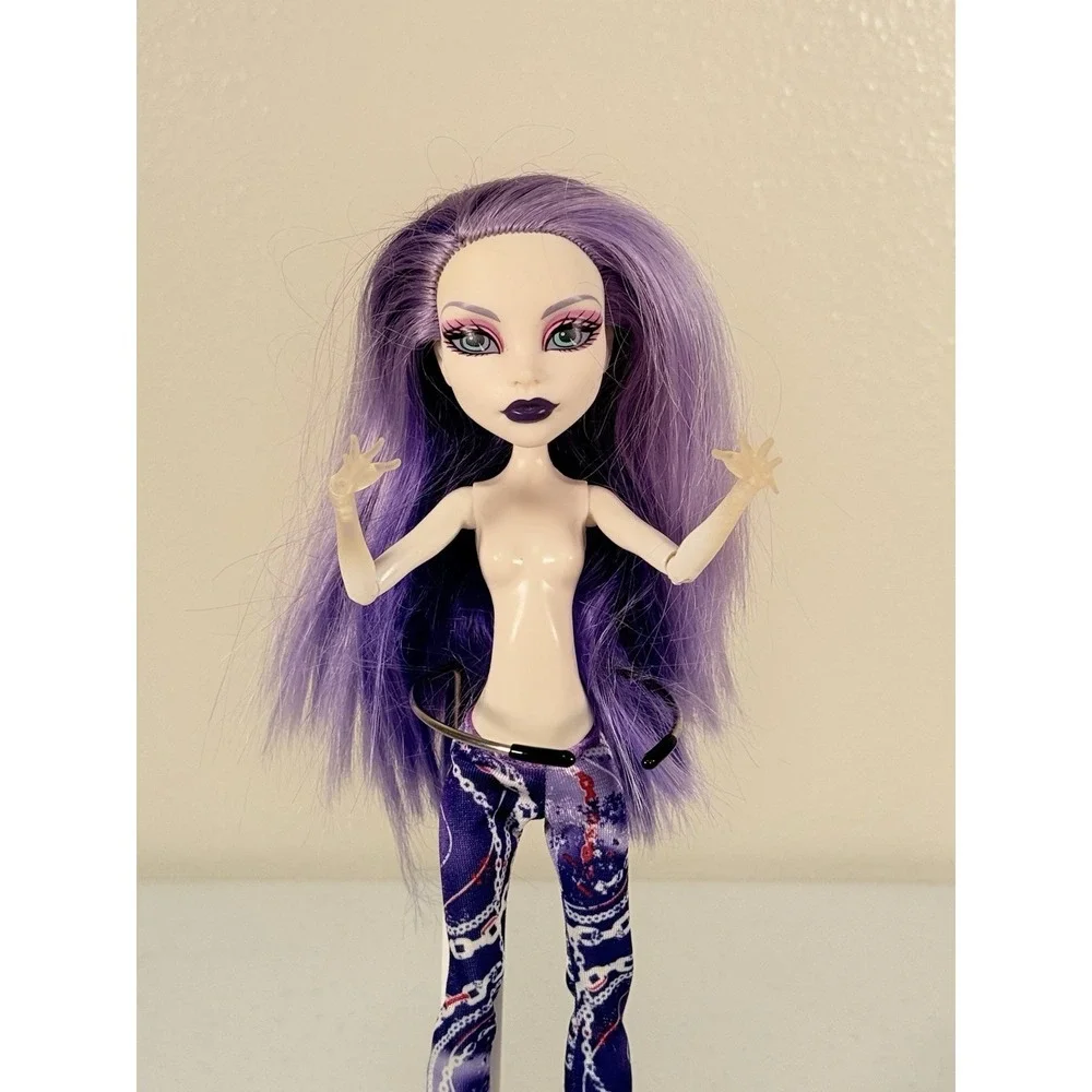 monster high please look